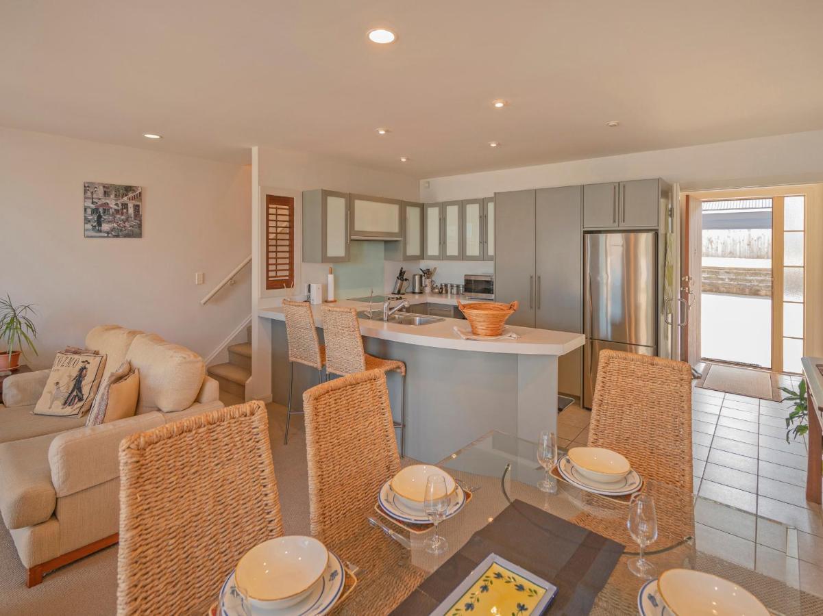 Tairua Waterfront Retreat - Tairua Apartment Extérieur photo