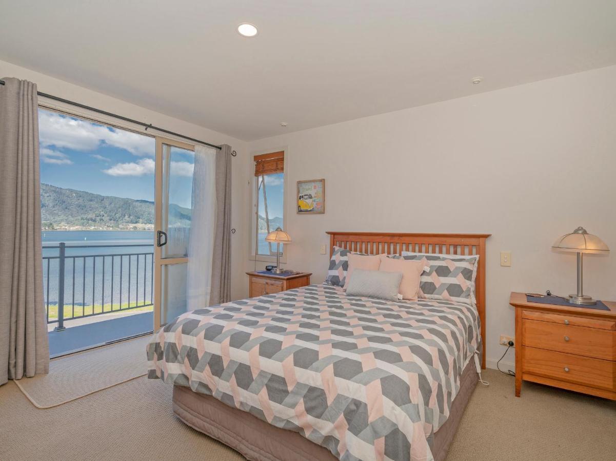 Tairua Waterfront Retreat - Tairua Apartment Extérieur photo