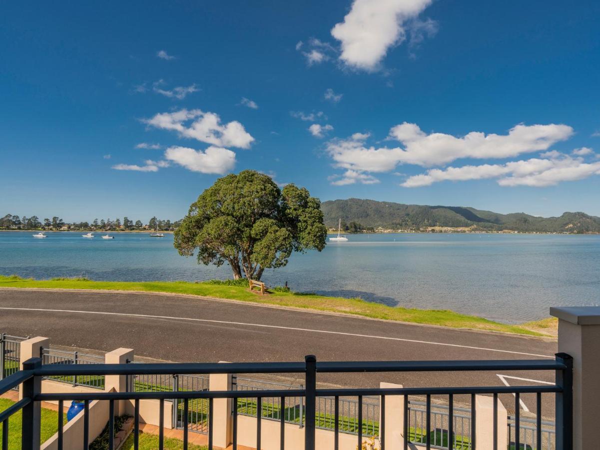 Tairua Waterfront Retreat - Tairua Apartment Extérieur photo